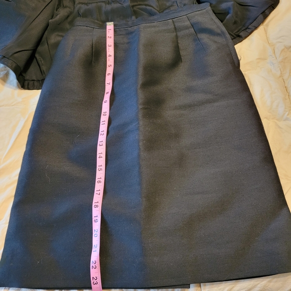 True Vintage Womens Blk Cropped 3/4 Sleeve Blazer With skirt & Cami Suit Set s:S - Picture 4 of 16